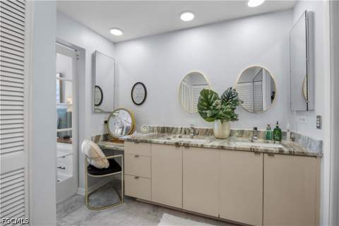 2065 W Lakeview Blvd 5, North Fort Myers FL - photo 9 of 35