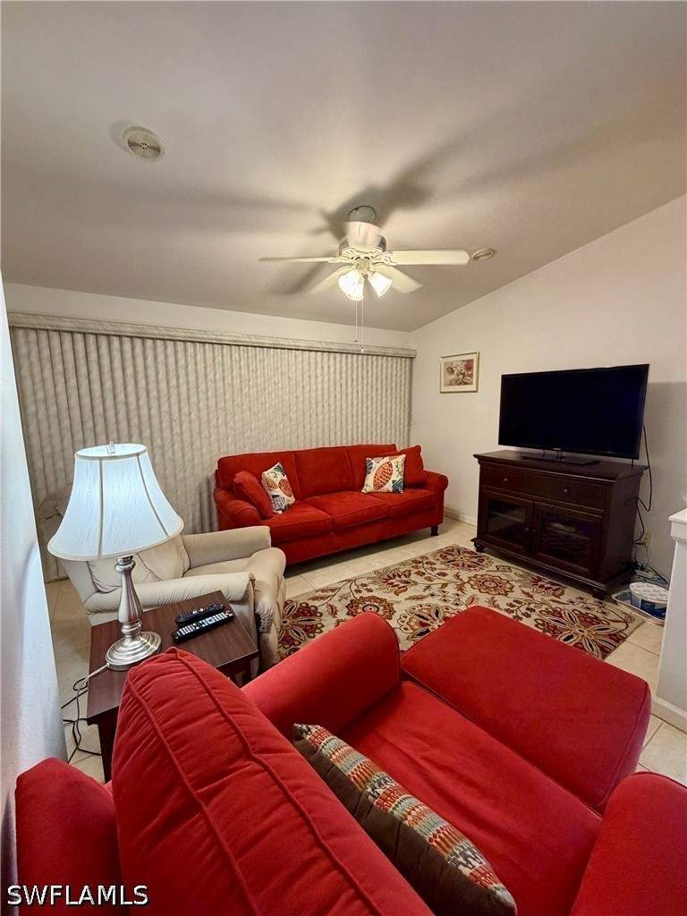 2 bedroom ManufacturedHome at 1080 Diamond Lake Cir, Silver Lakes, Naples — photo 5