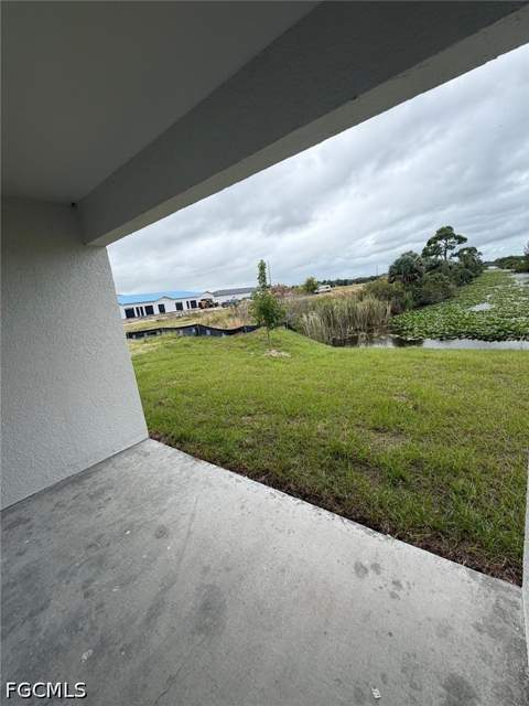 330 SW 11th Pl, Cape Coral FL - photo 9 of 17