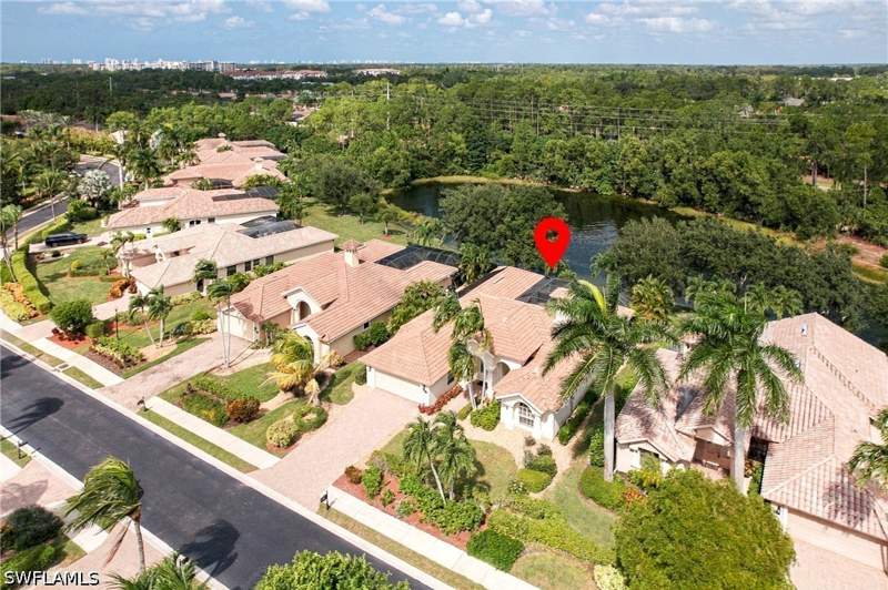 4 bedroom SingleFamilyResidence at 971 Tivoli Ct N, Briarwood, Naples — photo 2