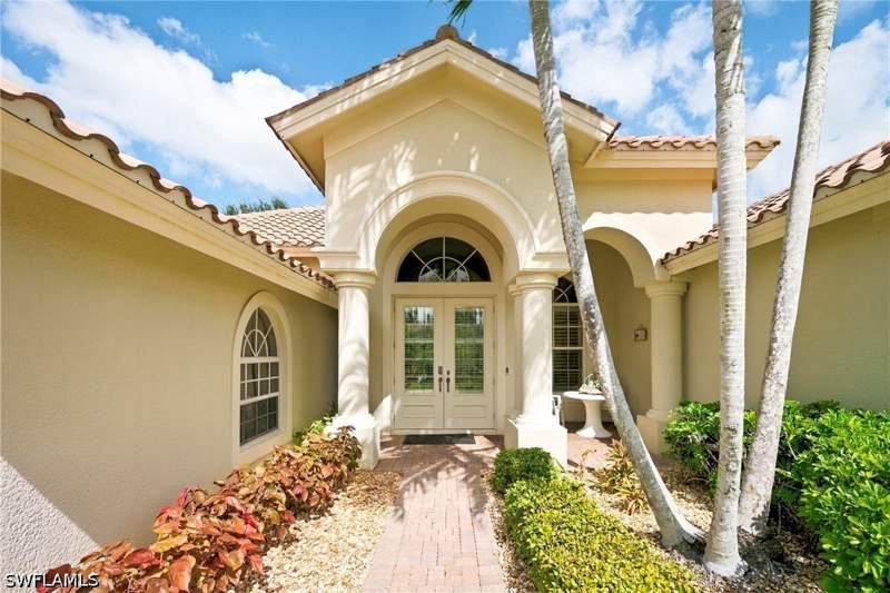 4 bedroom SingleFamilyResidence at 971 Tivoli Ct N, Briarwood, Naples — photo 4