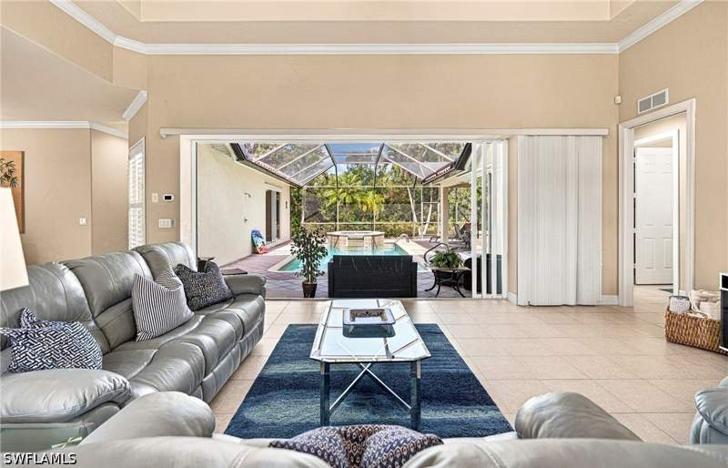 4 bedroom SingleFamilyResidence at 971 Tivoli Ct N, Briarwood, Naples — photo 5