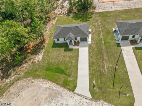 904 Wabasso Ct, Lehigh Acres FL - photo 15 of 16