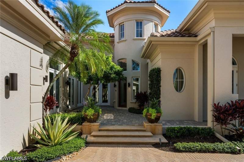 3 bedroom SingleFamilyResidence at 15176 Brolio Way, Padova, Naples — photo 2