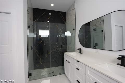 231 Wanatah Ave, Lehigh Acres FL - photo 6 of 35