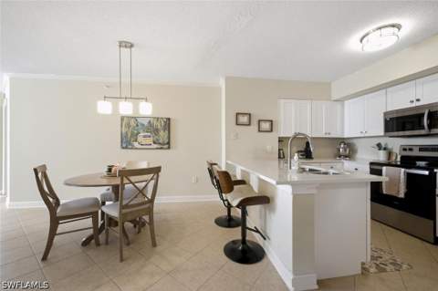 8635 River Homes Ln 2-104, Bonita Springs FL - photo 7 of 33