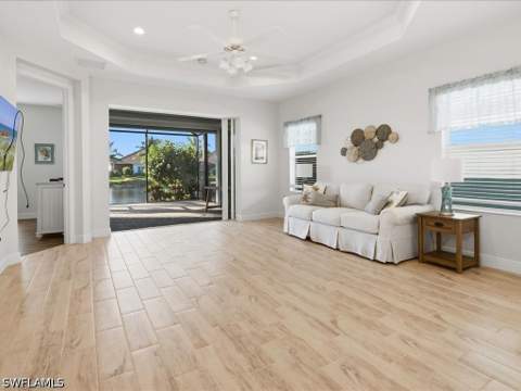 2146 Marquesa Cir, Naples FL - photo 9 of 33