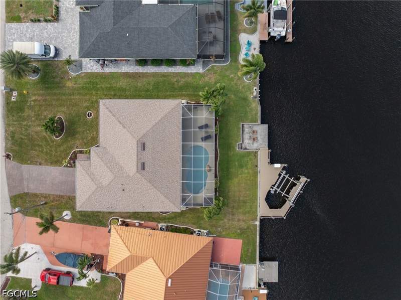 3 bedroom SingleFamilyResidence at 17542 Corallina Dr, Matlacha Isles, Matlacha Isles — photo 2