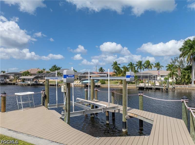 3 bedroom SingleFamilyResidence at 17542 Corallina Dr, Matlacha Isles, Matlacha Isles — photo 4