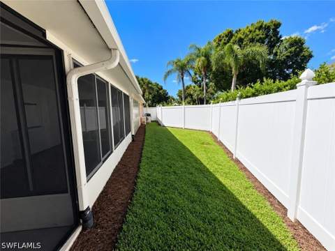 1231 Silverstrand Dr, Naples FL - photo 12 of 13