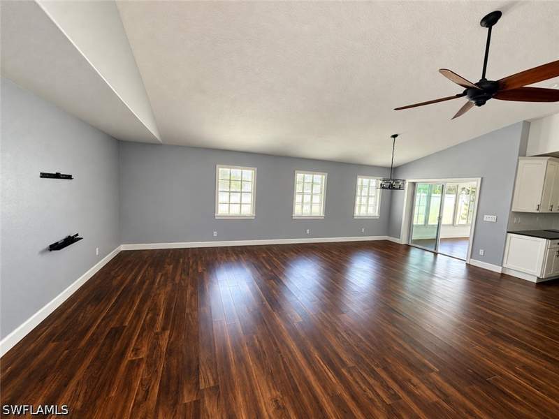 3 bedroom SingleFamilyResidence at 1231 Silverstrand Dr, Tavernier, Naples — photo 2