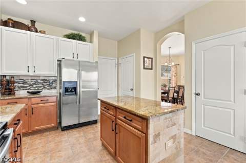 2815 Via Piazza Loop, Fort Myers FL - photo 7 of 39