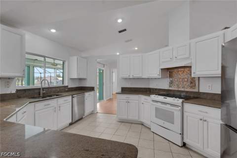 1697 Lakeside Ter, North Fort Myers FL - photo 10 of 45