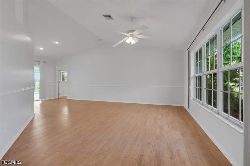 3 bedroom SingleFamilyResidence at 1697 Lakeside Ter, Waterway Estates, North Fort Myers — photo 4