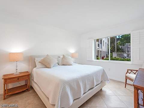 1930 Gulf Shore Blvd N D101, Naples FL - photo 7 of 15