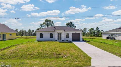 808 Foxtail St E, Lehigh Acres FL - photo 9 of 50