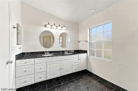 7666 Mill Stream Dr, Naples FL - photo 10 of 18