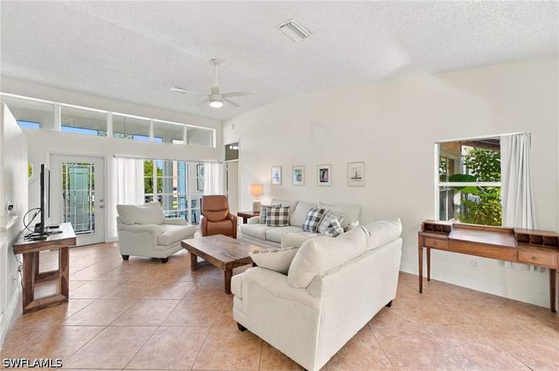 3 bedroom SingleFamilyResidence at 7666 Mill Stream Dr, Emerald Lakes, Naples — photo 2