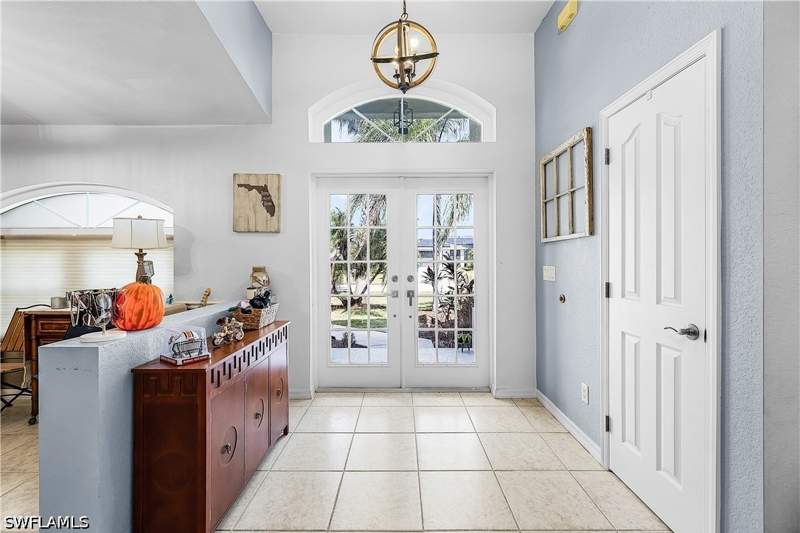 3 bedroom SingleFamilyResidence at 1420 SW 49th St, Cape Coral, Cape Coral — photo 2