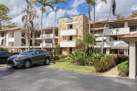 100 Wyndemere Way A-203, Naples FL - photo 24 of 37