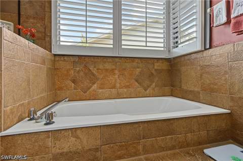 7121 Twin Eagle Ln, Fort Myers FL - photo 21 of 46