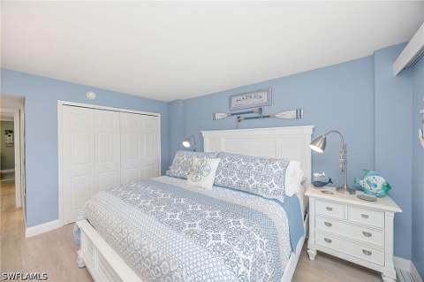 1300 Gulf Shore Blvd N 307, Naples FL - photo 11 of 21