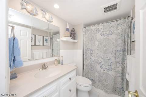1300 Gulf Shore Blvd N 307, Naples FL - photo 12 of 21