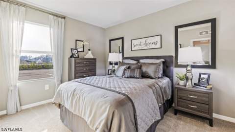 1330 NE 7th Pl, Cape Coral FL - photo 10 of 18
