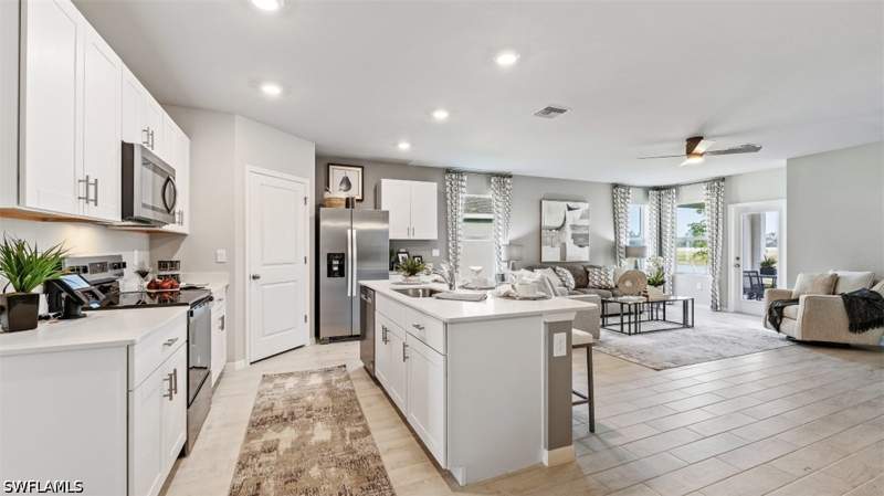 5 bedroom SingleFamilyResidence at 1330 NE 7th Pl, Cape Coral, Cape Coral — photo 5