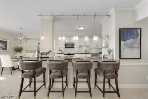 3401 Gulf Shore Blvd N 605, Naples FL - photo 11 of 33
