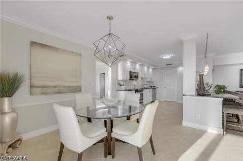 3401 Gulf Shore Blvd N 605, Naples FL - photo 16 of 33