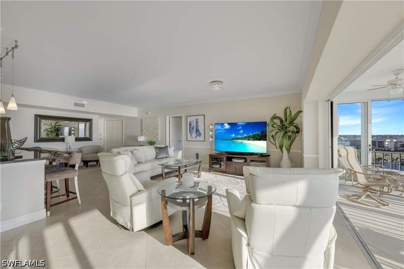 2 bedroom Condominium at 3401 Gulf Shore Blvd N 605, Regency Towers, Naples — photo 4