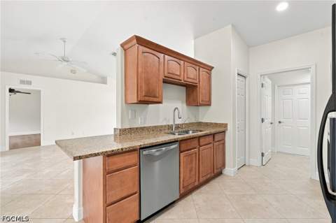 2425 NW 13th St, Cape Coral FL - photo 10 of 36