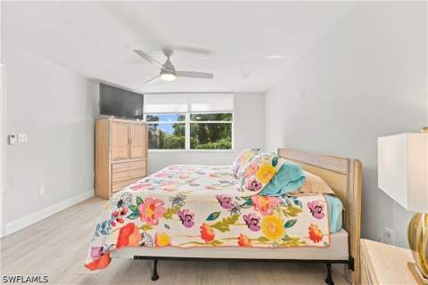 270 Naples Cove Dr 3101, Naples FL - photo 13 of 27