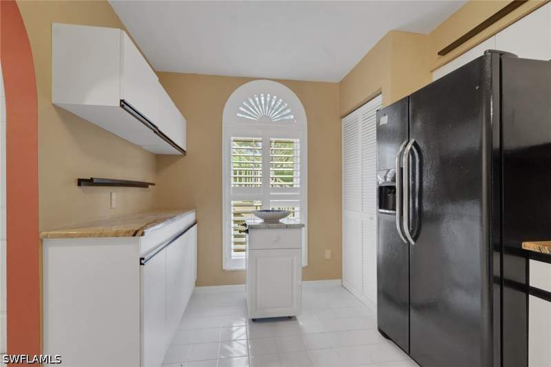 2 bedroom Condominium at 703 Mardel Dr 503, Colonies, Naples — photo 4