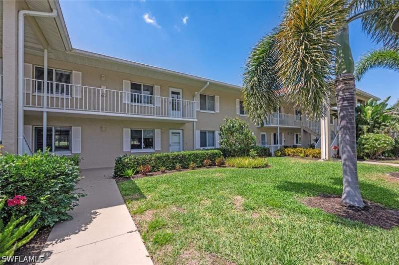 2 bedroom Condominium at 4564 Andover Way 103D, Andover Square, Naples — photo 2