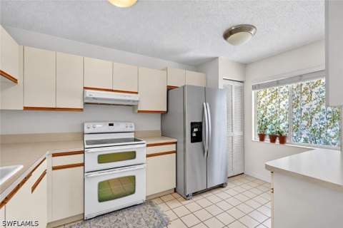 5744 Woodmere Lake Cir G-203, Naples FL - photo 13 of 35