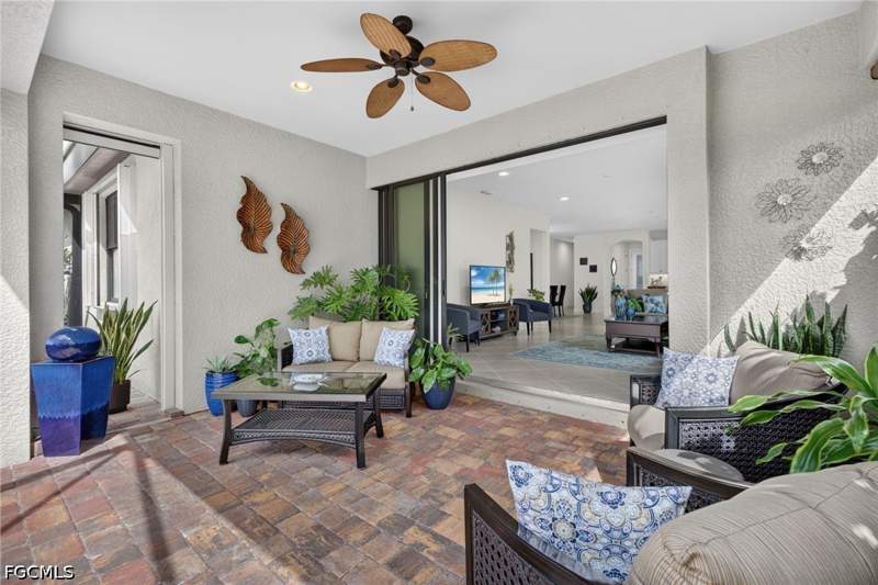 2 bedroom SingleFamilyResidence at 11855 Darcy Pl, Bridgetown, Fort Myers — photo 5