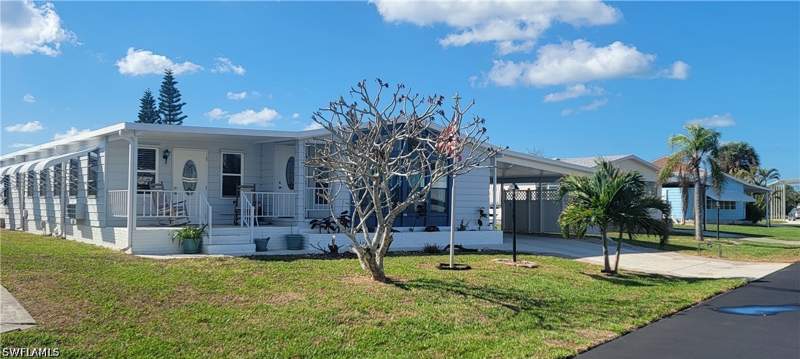 2 bedroom ManufacturedHome at 4705 Fiji Ln, Spring Creek Village, Bonita Springs — photo 2