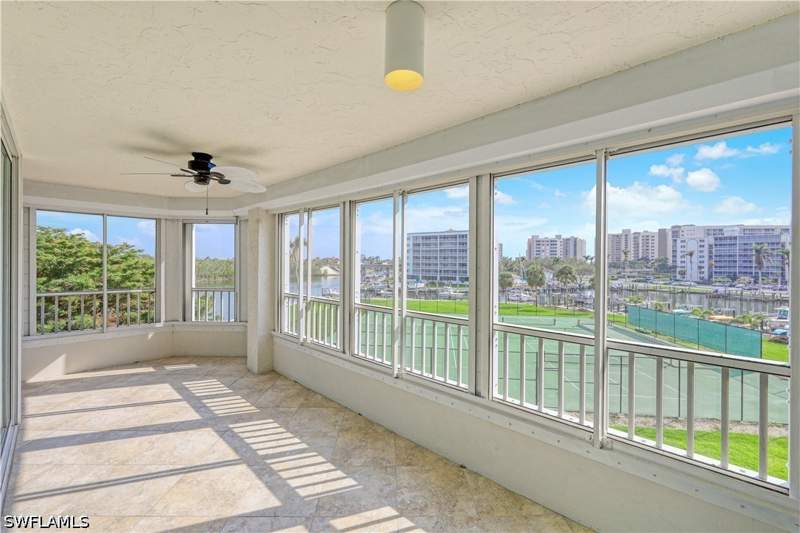 2 bedroom Condominium at 25 Bluebill Ave 201, Gulf Breeze At Vanderbilt, Naples — photo 2