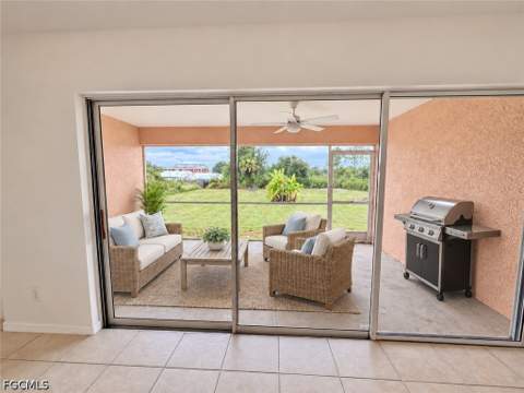 713 Magnolia Ave, Lehigh Acres FL - photo 10 of 29