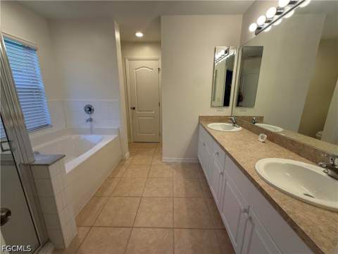 713 Magnolia Ave, Lehigh Acres FL - photo 15 of 29