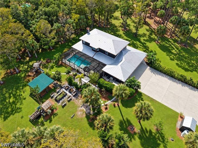 6 bedroom SingleFamilyResidence at 3120 6th St NW, Golden Gate Estates, Naples — photo 5