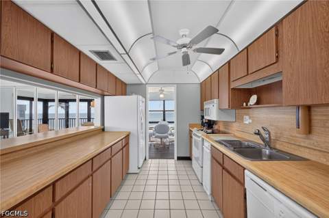 2721 W Gulf Dr 316, Sanibel FL - photo 14 of 41