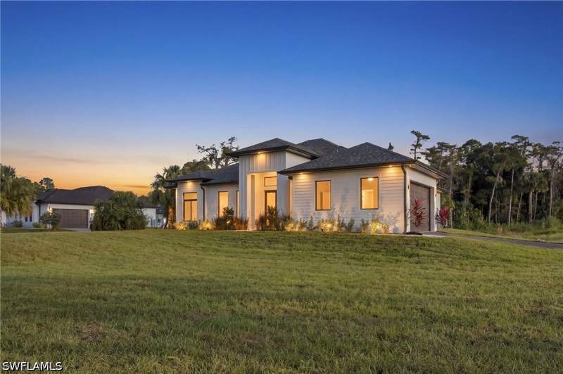 3 bedroom SingleFamilyResidence at 2954 12th Ave SE, Golden Gate Estates, Naples — photo 4