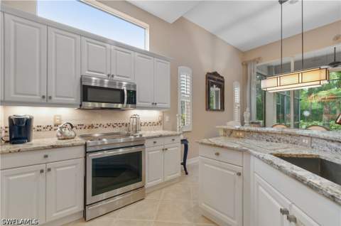 12603 Grandezza Cir, Estero FL - photo 18 of 47