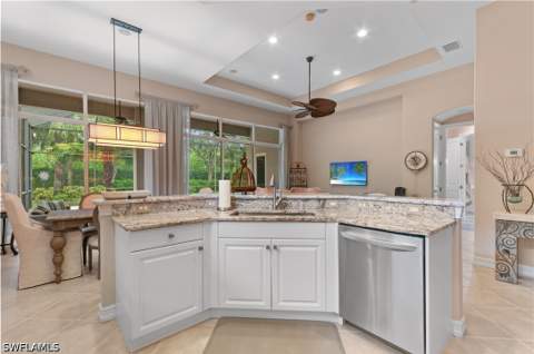 12603 Grandezza Cir, Estero FL - photo 19 of 47