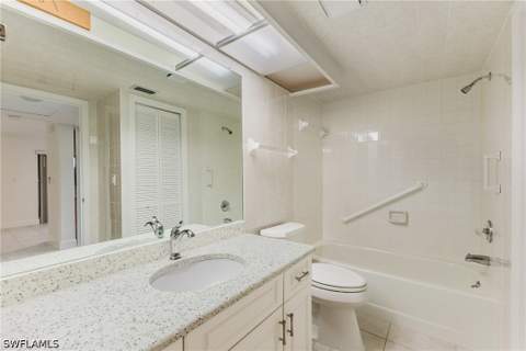 13256 Whitehaven Ln 502, Fort Myers FL - photo 22 of 42