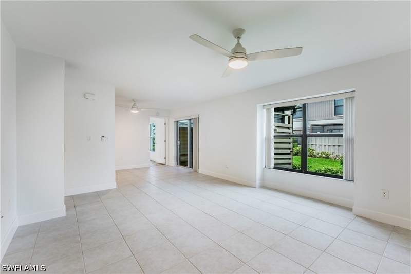 2 bedroom Condominium at 13256 Whitehaven Ln 502, Villas One, Fort Myers — photo 3