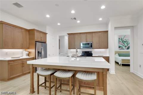 7014 Saona Ct, Naples FL - photo 9 of 39